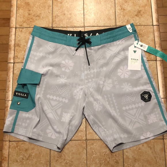 VISSLA Other - NWT Vissla stretch boardshorts